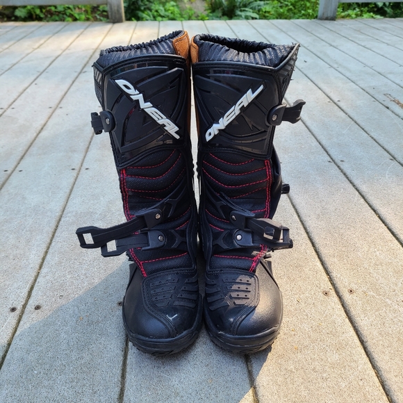Gmax Boots - Picture 1 of 4